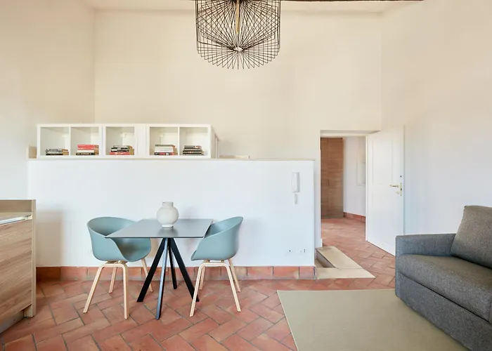Montevecchio Boutique *